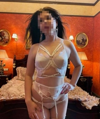 В Москве я живу для того, чтобы доставить тебе незабываемые моменты наслаждения. 💋
Мои услуги настолько широки, что удовлетворить твои фантазии - легко и приятно! От классического секса до изысканного эротического массажа, я создам неповторимую атмосферу и окуну тебя в мир похоти и наслаждения. ⚡️
Имею богатый опыт и отличные отзывы от благодарных клиентов, которые почувствовали мою страсть и подлинную энергию. Мои фото подтверждают мою красоту и сексуальность, убедившись в которых, ты останешься доволен. 😍
Со мной каждая встреча - это неповторимое путешествие на грани искушения и релаксации. Люблю угождать и задавать тон в отношениях, поэтому гарантирую, что наше свидание будет незабываемым. 💫
Итак, если ты ищешь качественный отдых в Москве с очаровательной и опытной индивидуалкой, я здесь для тебя. Не стесняйся, дай себе шанс насладиться моей компанией. Жду твоего звонка! 😘 98, 30 лет