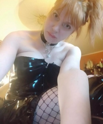 Обворожительная рыжая красавица готова подарить тебе море удовольствия и страсти. Позволь мне позаботиться о твоем комфорте и расслаблении, ты этого заслуживаешь! 2549, 36 лет